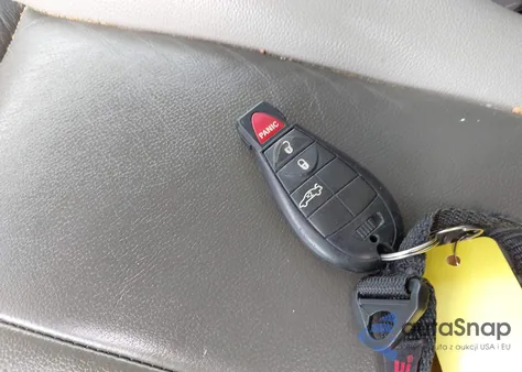 2008 Chrysler 300 Touring z USA, uszkodzony, nr VIN 2C3LA53G08H165266